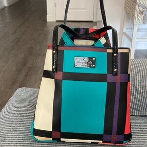 kate spade purse beautiful . I never use it only reason why I am selling.